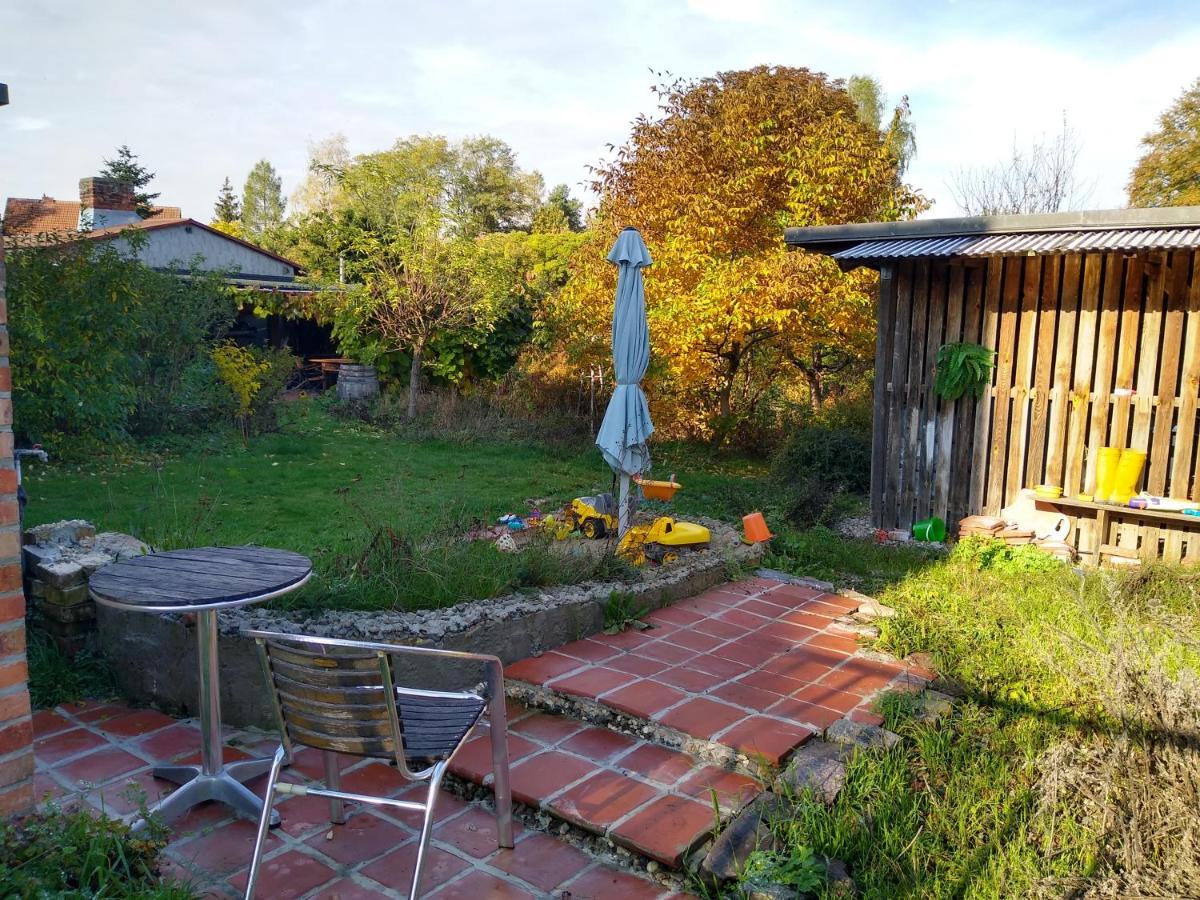 Grosse Wohnung / Haushaelfte In Peetzig Am See Angermunde Εξωτερικό φωτογραφία