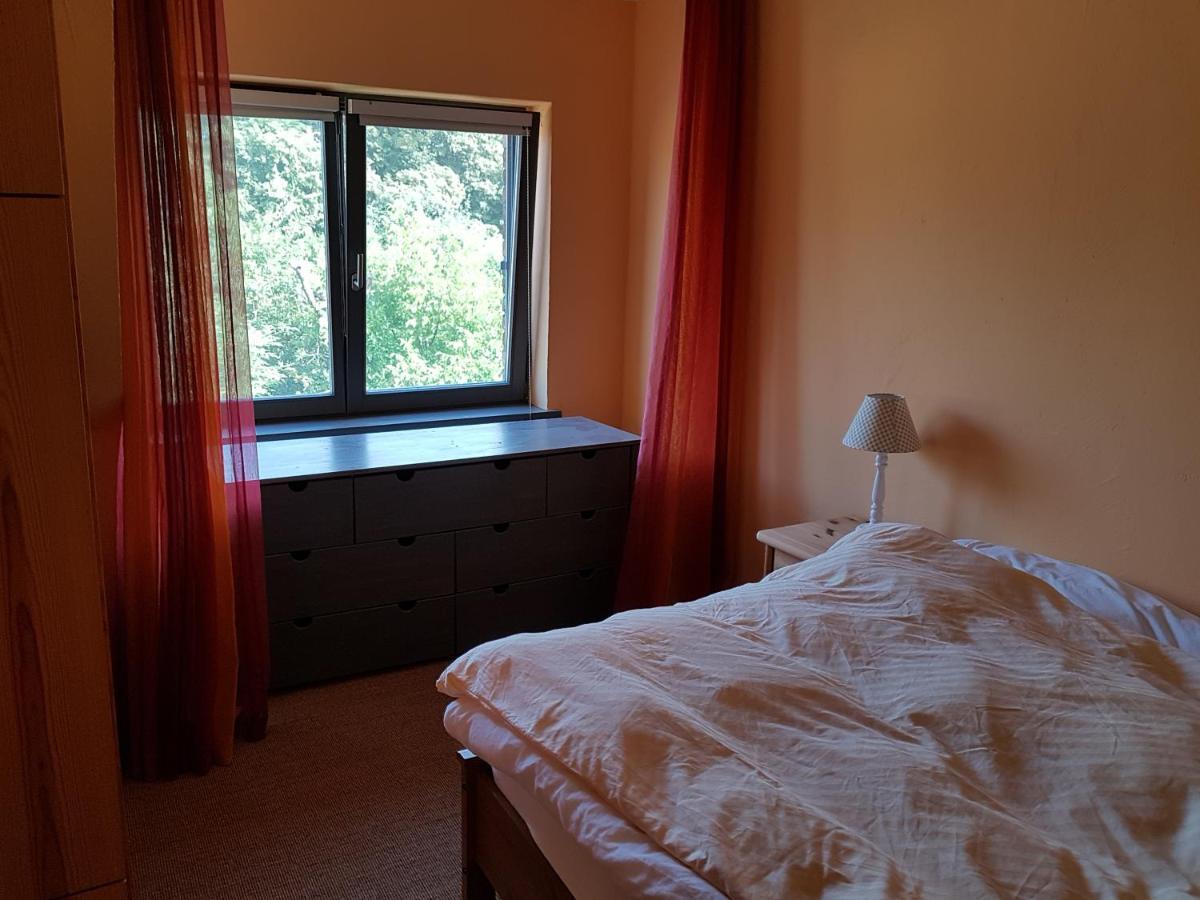 Grosse Wohnung / Haushaelfte In Peetzig Am See Angermunde Εξωτερικό φωτογραφία